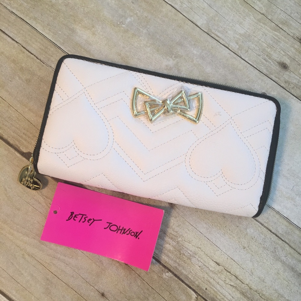Betsey Johnson Z/A Wallet